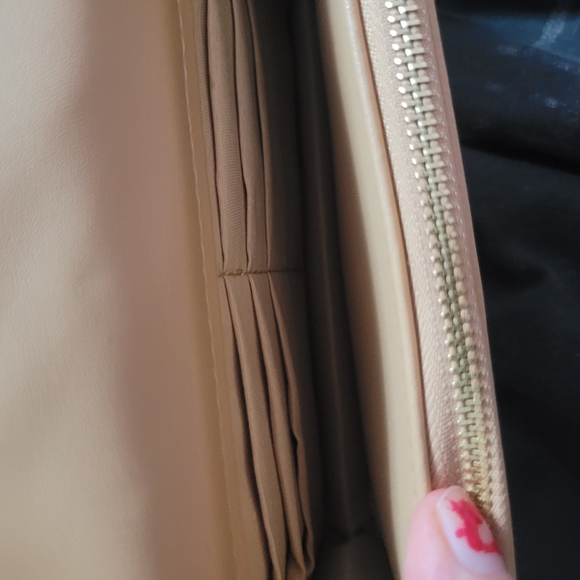 Bebe Tan Quilted Women's Bag - Picture 8 of 10